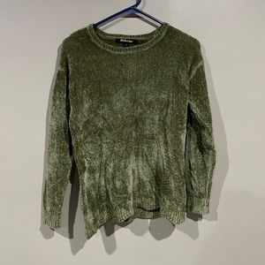 Forest green women’s sweater